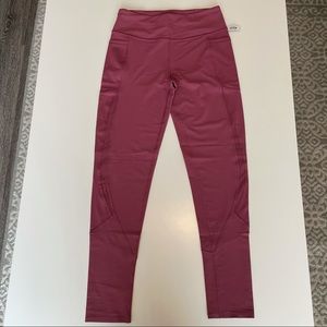 Victoria Sport Leggings w/ Mesh Detail